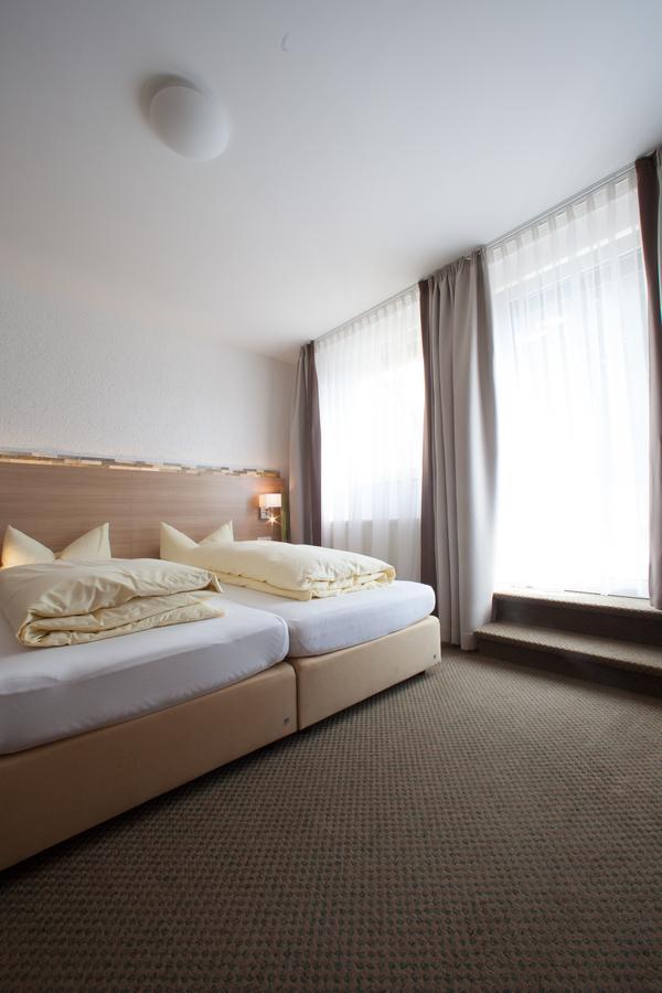Hotel Vitis Эрдинг Экстерьер фото