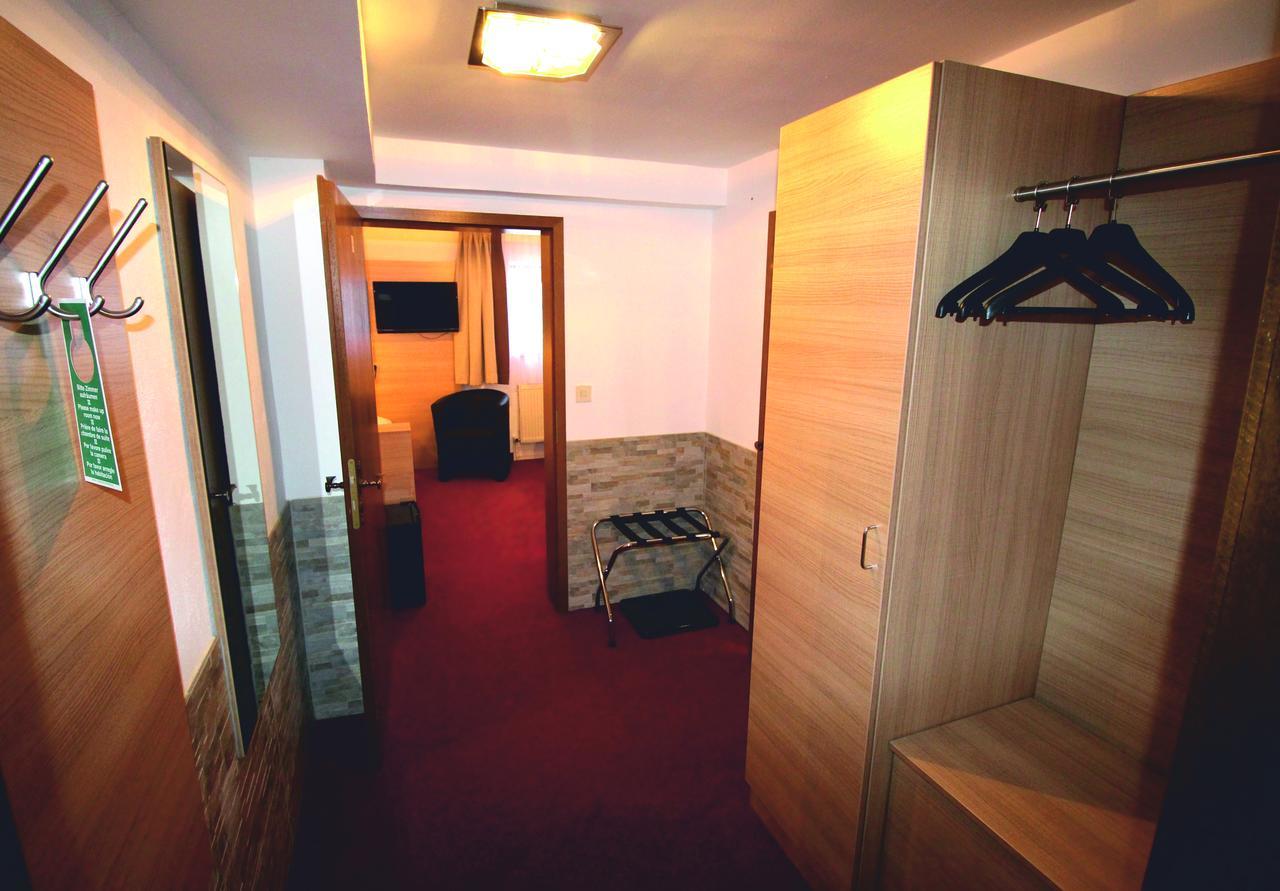Hotel Vitis Эрдинг Экстерьер фото